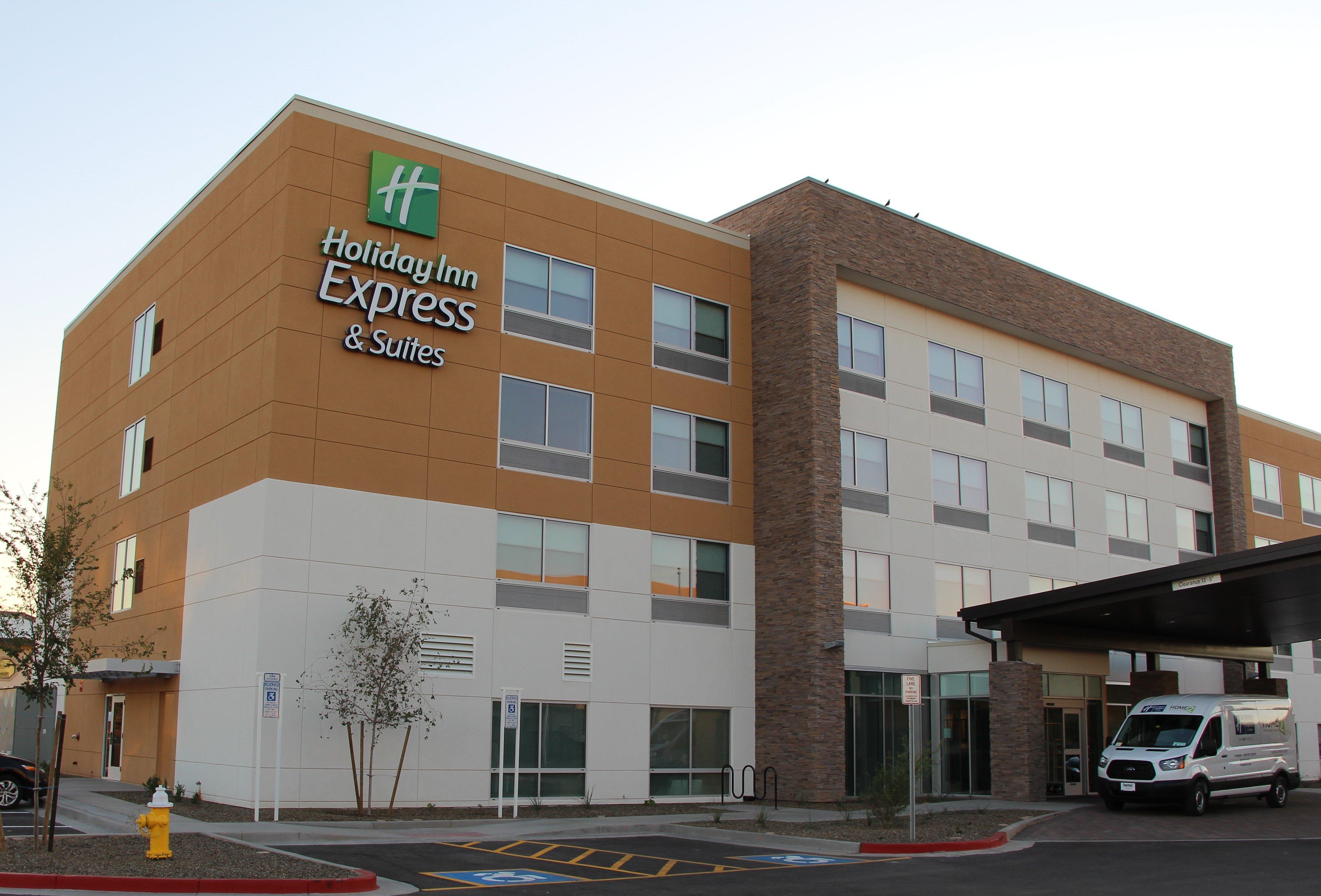Holiday Inn Express & Suites - Phoenix - Airport North By Ihg Екстер'єр фото